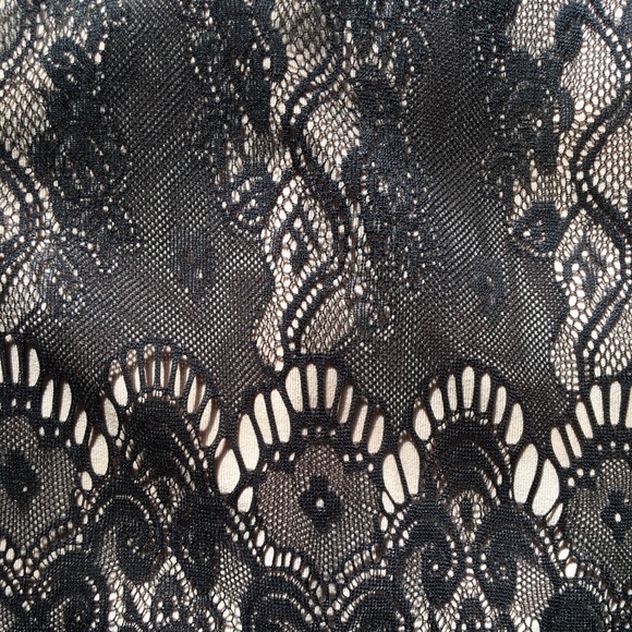 BCBG Lace Long Sleeve Dress - Picture 4 of 5